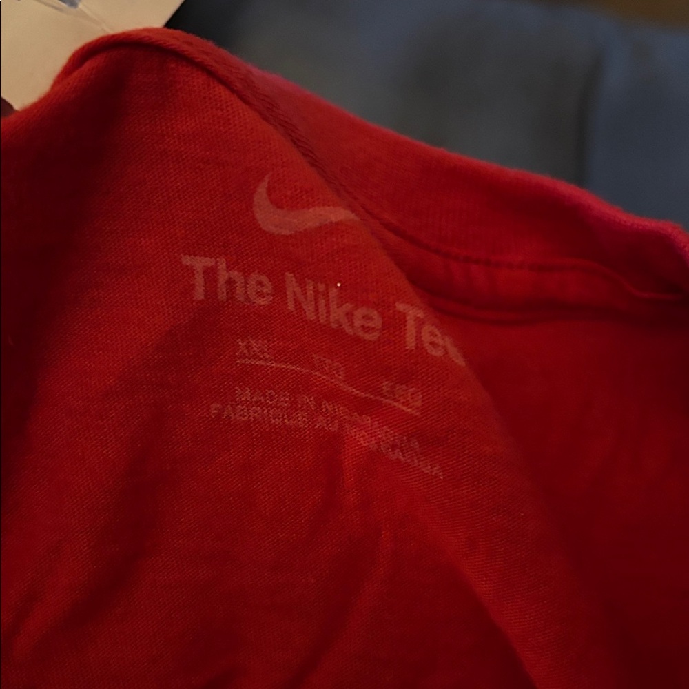 Nike Red KC AFC West Champions T-Shirt NWT Read description - Picture 4 of 5